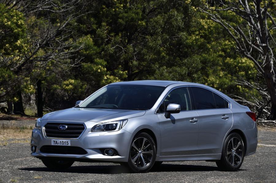  Subaru Legacy 2015 года  (ZA) (фото 13 из 16)